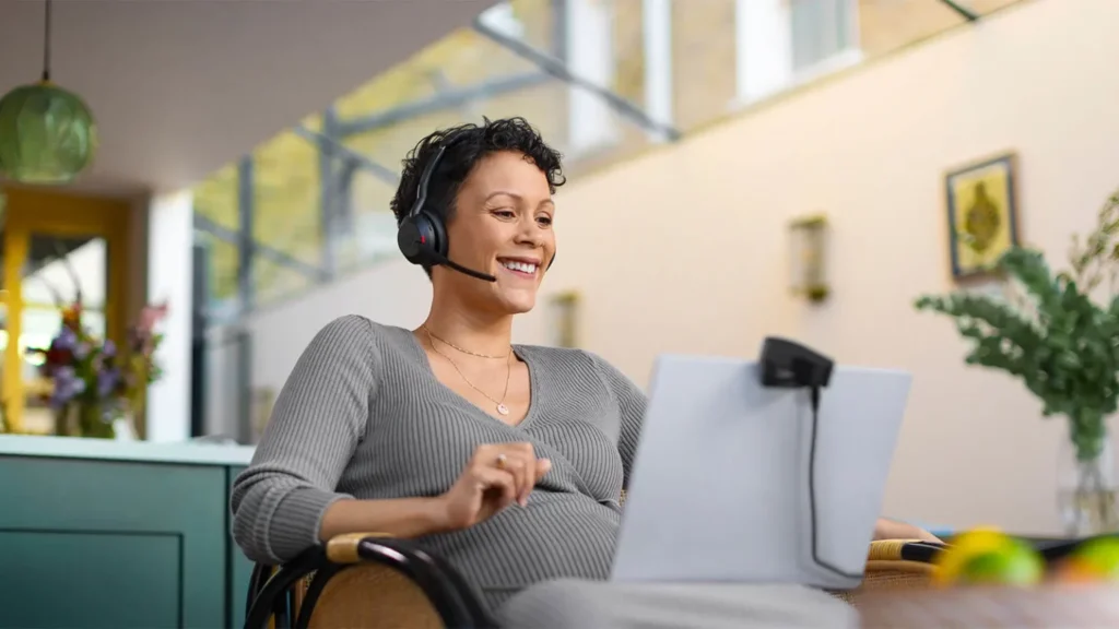 Jabra Evolve2 55 hỗ trợ kết nối qua Blutooth tiện lợi - Duy Khang